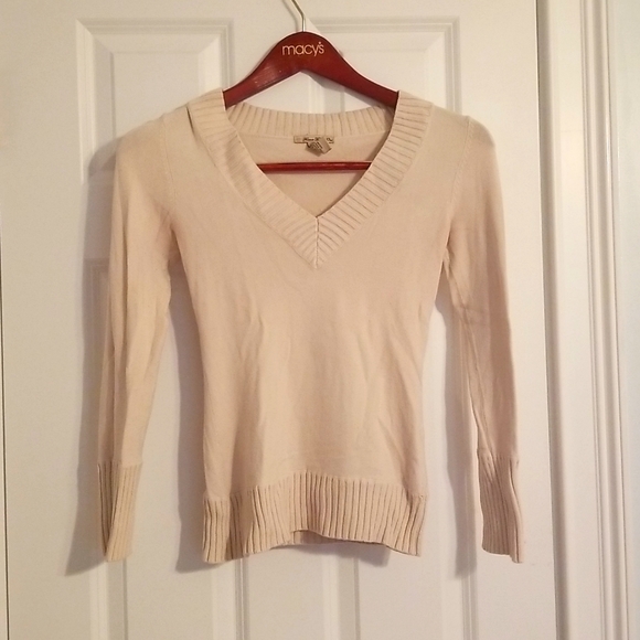 Forever 21 Sweaters - Forever 21 V-Neck Sweater, Ivory/Cream, Small
